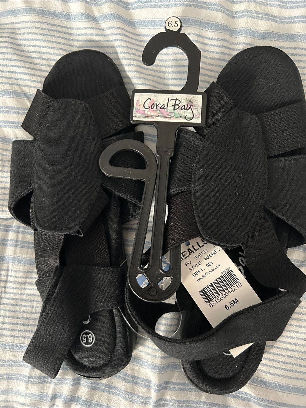 Coral Bay Black sandals NWT